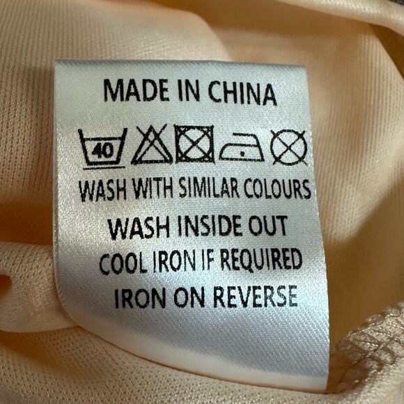 Area Sequin Pink Low Plunge Dress Sz L NWOT - Picture 8 of 12